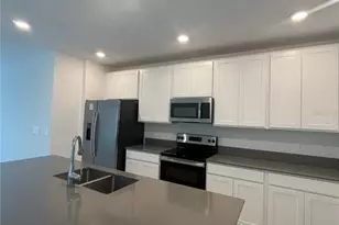 922 Jackson Ave, Davenport, FL 33837 - Photo 4