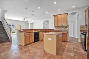432 York Dale Dr, Ruskin, FL 33570 - Photo 16