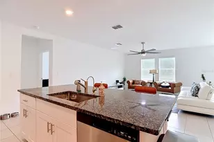 1633 Red Loop, Lakeland, FL 33801 - Photo 6