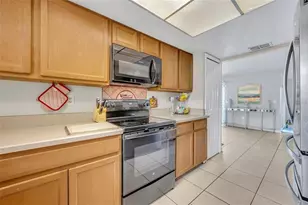 832 Valnera Ct, Kissimmee, FL 34758 - Photo 8