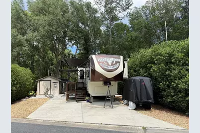 2853 NE 104th Terrace, Silver Springs, FL 34488 - Photo 2