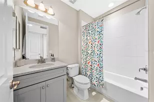 31321 Chesapeake Bay Dr, Wesley Chapel, FL 33543 - Photo 42