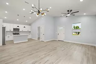 149 Hickory Ave, Orange City, FL 32763 - Photo 6