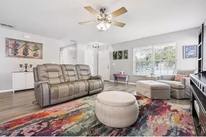 2523 Martins Run, Tavares, FL 32778 - Photo 4