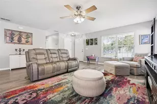 2523 Martins Run, Tavares, FL 32778 - Photo 4