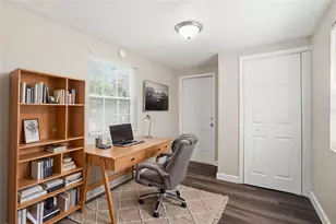 4826 S 8th Ave S, Saint Petersburg, FL 33711 - Photo 4
