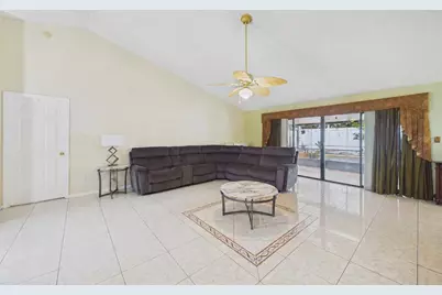 4386 Wyndcliff Circle, Orlando, FL 32817 - Photo 6