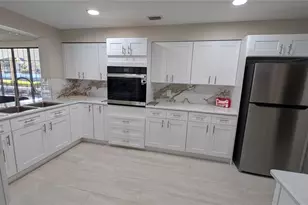 2333 Feather Sound Dr, Clearwater, FL 33762 - Photo 52