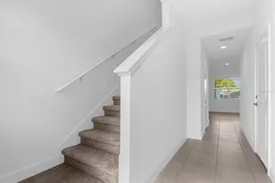 1336 Captiva Cv, Sanford, FL 32771 - Photo 2