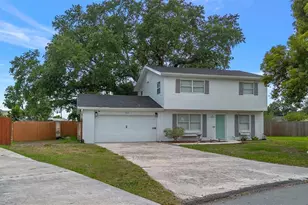 215 Kilmer Ln, Winter Haven, FL 33884 - Photo 2