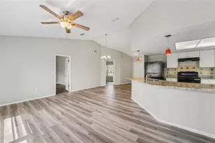 7336 Ashmore Dr, New Port Richey, FL 34653 - Photo 6