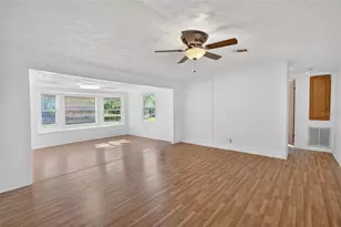 11751 NE 116th St, Archer, FL 32618 - Photo 8