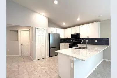 1337 Cascade Drive, Davenport, FL 33837 - Photo 4
