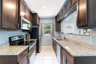 5637 Kalmia Dr, Orlando, FL 32807 - Photo 10