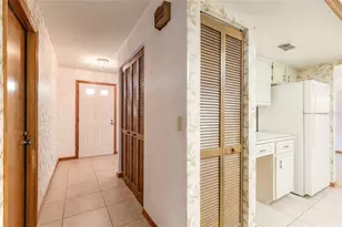 4576 Phipps Dr, Port Orange, FL 32129 - Photo 4