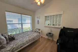 1009 Lake Davenport Blvd, Davenport, FL 33897 - Photo 6