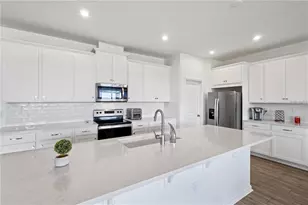 2085 Valencia Blossom St, Clermont, FL 34711 - Photo 10
