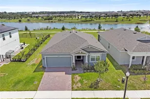 2085 Valencia Blossom St, Clermont, FL 34711 - Photo 2