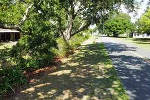 2810 Hilliard Isle Rd, Kissimmee, FL 34744 - Photo 38