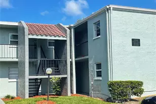 2846 Somerset Park Dr, Tampa, FL 33613 - Photo 1