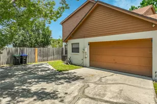 2205 Fairmont Cir, Orlando, FL 32837 - Photo 8