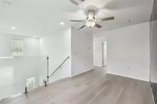 2139 Stellar Brilliance Wy, Lutz, FL 33558 - Photo 38
