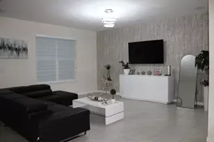1723 Flourish Ave, Kissimmee, FL 34744 - Photo 4