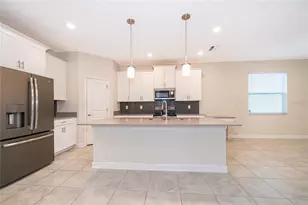 11100 Longleaf Woods Dr, Orlando, FL 32832 - Photo 12