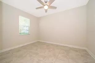 11100 Longleaf Woods Dr, Orlando, FL 32832 - Photo 8