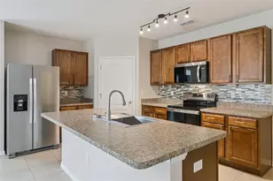 579 Lake Cummings Way, Lake Alfred, FL 33850 - Photo 4