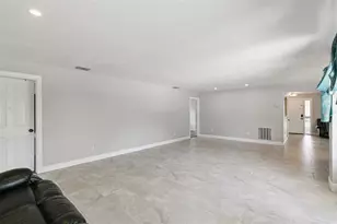 10303 Bridlewood Ave, Orlando, FL 32825 - Photo 6