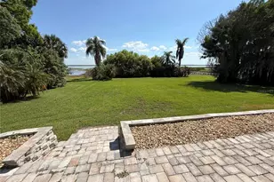 1890 Saha Ct, Kissimmee, FL 34744 - Photo 4