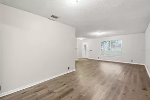 1534 Lagoon Rd, Lakeland, FL 33803 - Photo 4