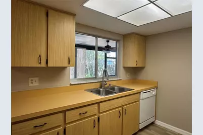 2526 Poet Lane, Orlando, FL 32817 - Photo 12