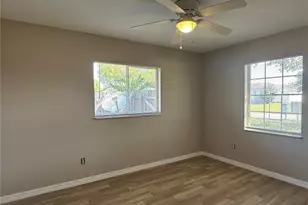 2526 Poet Ln, Orlando, FL 32817 - Photo 18