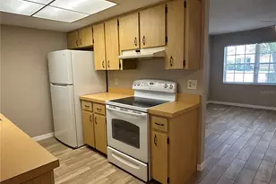 2526 Poet Ln, Orlando, FL 32817 - Photo 10