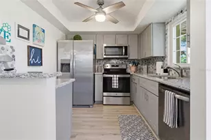 52 Annapolis Ln, Rotonda West, FL 33947 - Photo 18