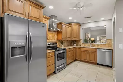 1147 Maple Creek Court, Altamonte Springs, FL 32714 - Photo 6