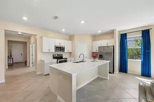 11177 Pinot Dr, Venice, FL 34293 - Photo 18