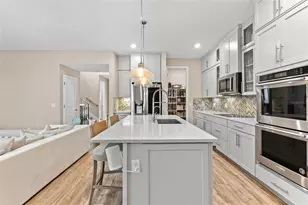 7043 Carrickbend Ln, Orlando, FL 32819 - Photo 16