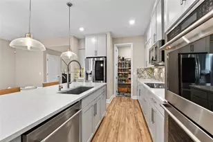 7043 Carrickbend Ln, Orlando, FL 32819 - Photo 18