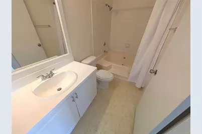 4211 Chatham Oak Court #124, Tampa, FL 33624 - Photo 14