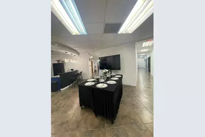 7075 Kingspointe Parkway #9, Orlando, FL 32819 - Photo 6