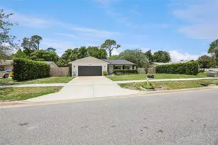 204 Dogwood Dr, Sanford, FL 32771 - Photo 6