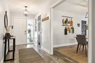 204 Dogwood Dr, Sanford, FL 32771 - Photo 10
