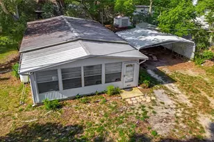 36912 Conley St, Zephyrhills, FL 33541 - Photo 2