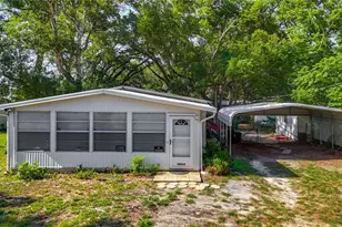 36912 Conley St, Zephyrhills, FL 33541 - Photo 4
