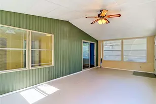 36912 Conley St, Zephyrhills, FL 33541 - Photo 8