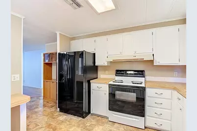 36912 Conley Street, Zephyrhills, FL 33541 - Photo 20