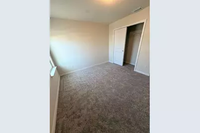 5051 Starling Bird Lane, Saint Cloud, FL 34771 - Photo 4